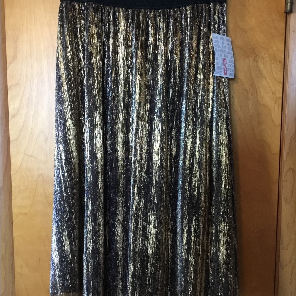 Lularoe Lola elegant gold skirt